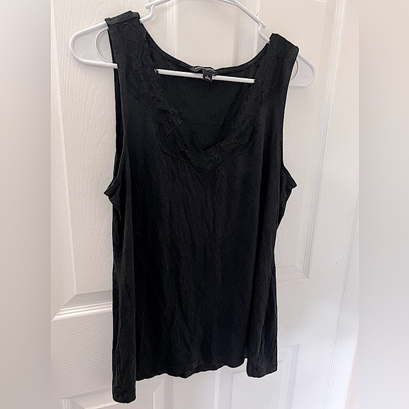 Black Lace V-Neck Soft Sleeveless Tank Banana Republic - Picture 4 of 7